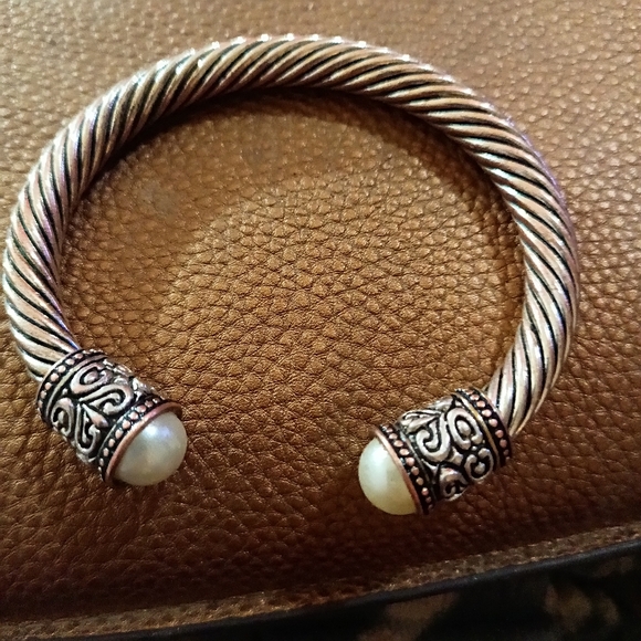 Bracelet - Picture 3 of 3